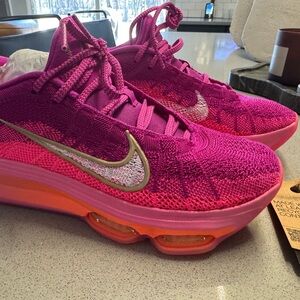 Nike Women's Pink and Orange Sneakers